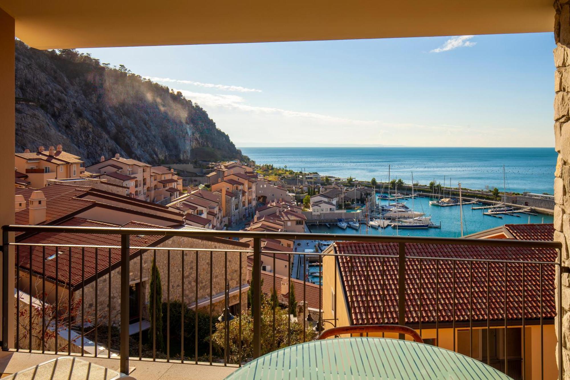 Portopiccolo Avolare Apartments In Borgo - Beach Included Sistiana Værelse billede